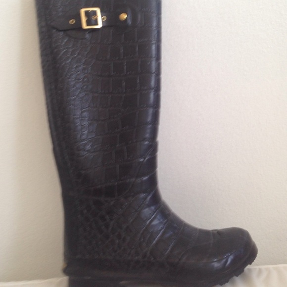 Khombu Women's rain boots 7