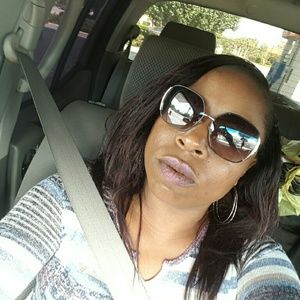 Meet your Posher, Gwen