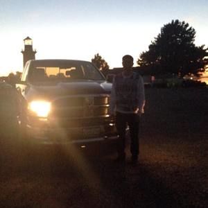 Meet your Posher, Noe