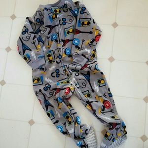 Boys pajamas. 2t