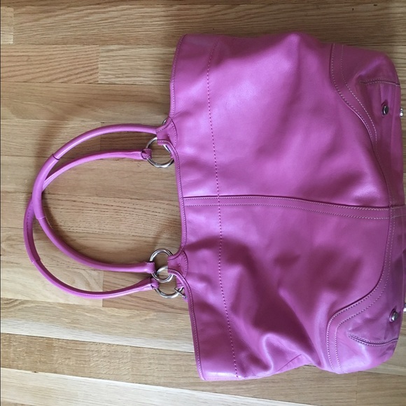 Coach Handbags - Large pink leather COACH bag great condition