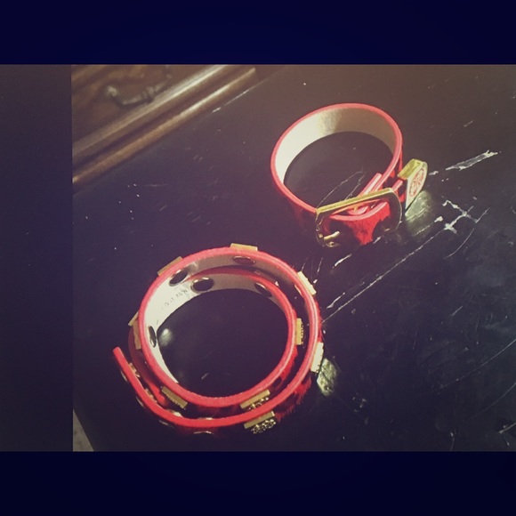 Rustic cuff set cow skin red and black