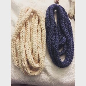 Crochet scarf