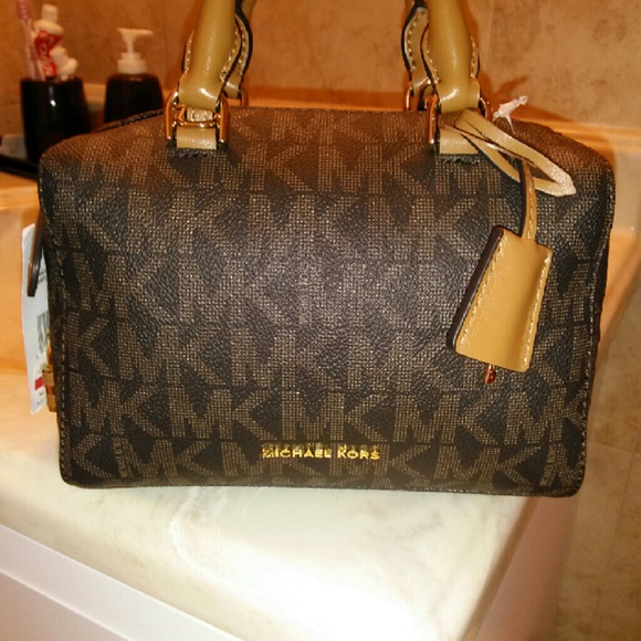 Michael kors handbag