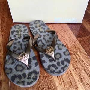 Michael Kors™ Sandals / MK Flip Flops