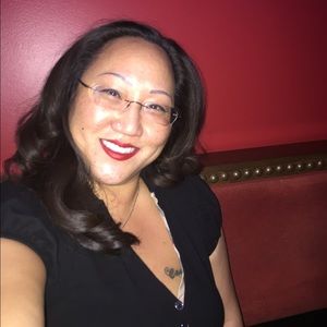 Meet your Posher, Pam