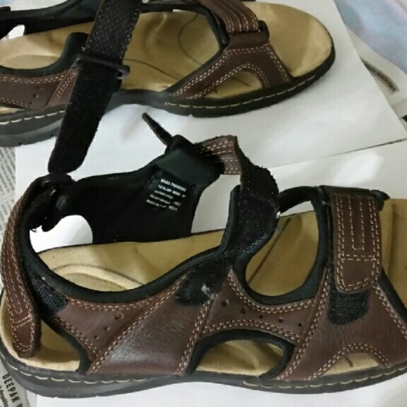 Bass Traverse Men Sandal.
