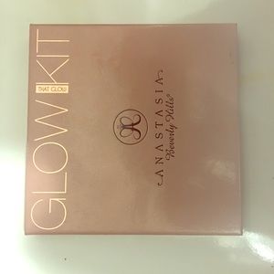 Anastasia Beverly Hills 'THAT GLOW' Kit