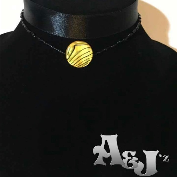 ✨NEW✨ Choker - Picture 1 of 3