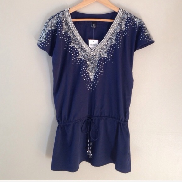 NWT Chico's Beautiful embellished top - Picture 2 of 5