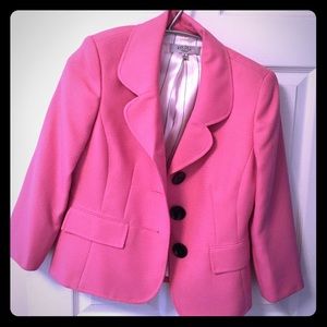 Size 4 like new pink blazer