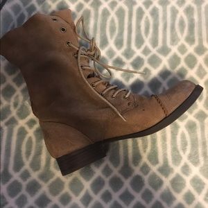 Aldo Taupe Brown Combat Boots