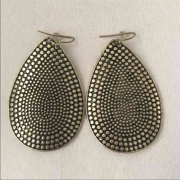 Gold platted earrings