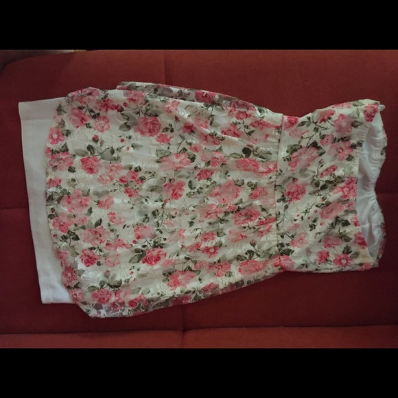 Small floral dress - Picture 4 of 4