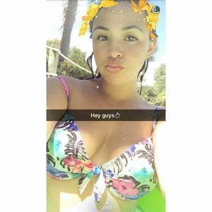 Meet your Posher, Adriane