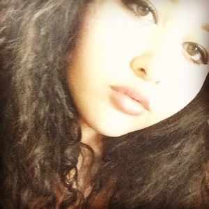 Meet your Posher, Dalia