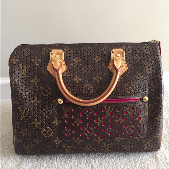 Louis Vuitton Speedy 30 Perforated fuchsia
