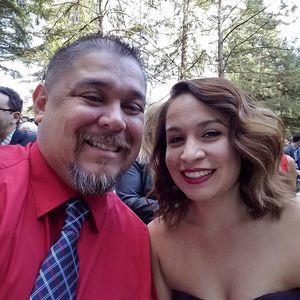 Meet your Posher, Carlos