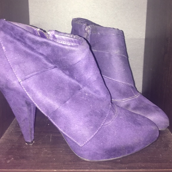 Dark purple suede booties