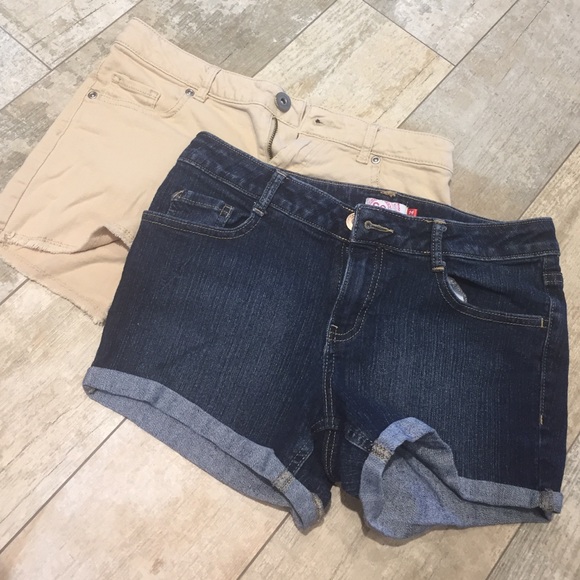 Two pairs - girls denim shorts - Picture 1 of 4