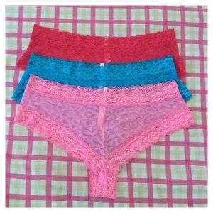 ✨3 VS PINK Leopard Lace Cheekster Panties✨