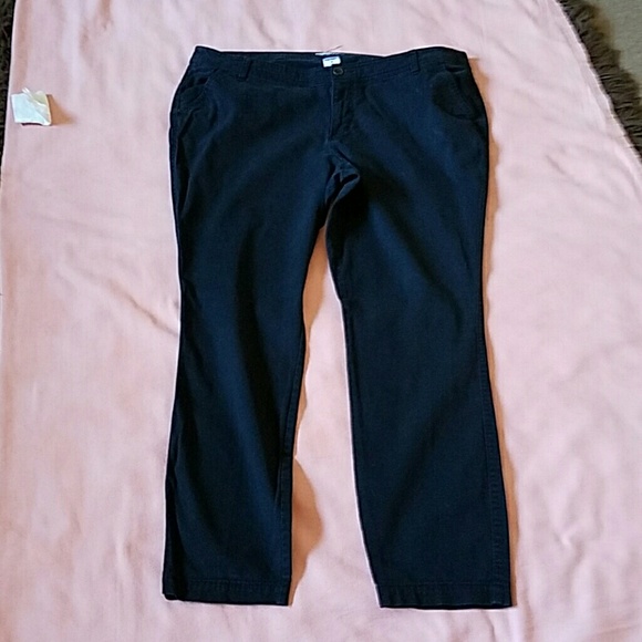 OLD NAVY / BLACK KHAKIS / DIVA