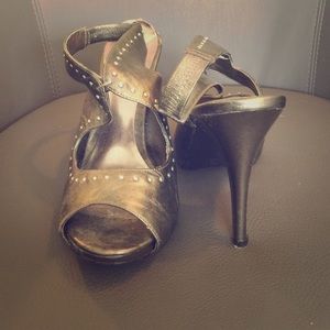 Carlos Santana Slingbacks