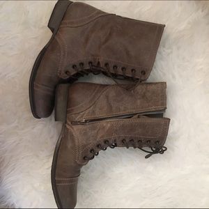 Steve Madden boots