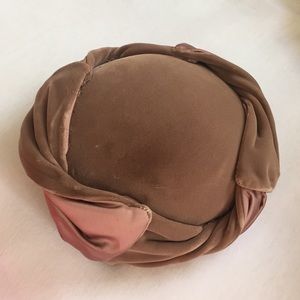 Vintage 1940's headdress/ hat