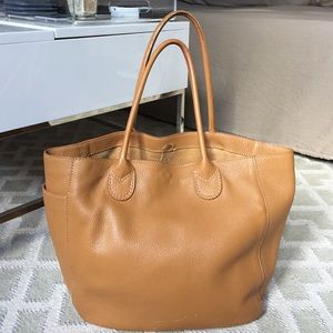 Leather tote