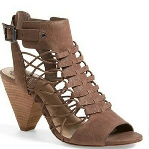 Vince camuto EVEL leather sandal