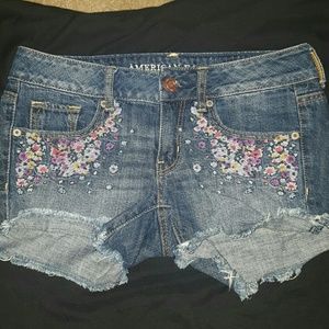 ♡ Size 2 American Eagle Shorts ♡