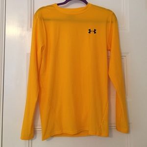 men's under armour shirt