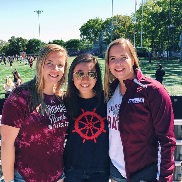 Meet your Posher, Angella - Picture 1 of 1