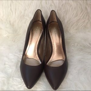 Brown bcbg heels