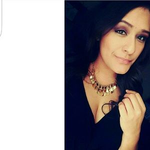 Meet your Posher, Erica