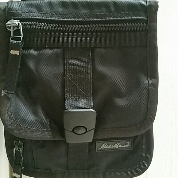 Eddie Bauer Money travel purse