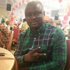 Meet your Posher, Olatunde