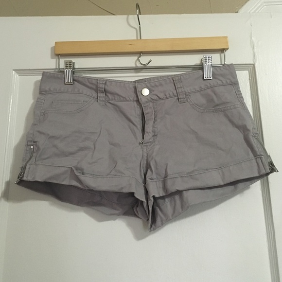 Grey shorts!