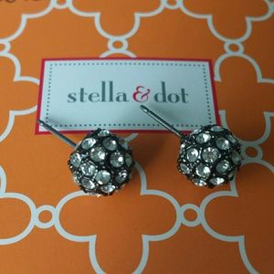 Stella and Dot Soiree Stud
