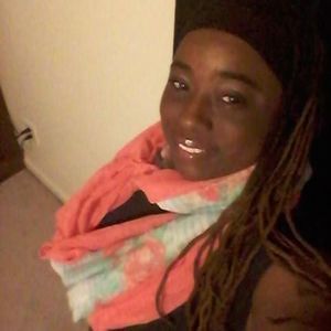 Meet your Posher, Bonita