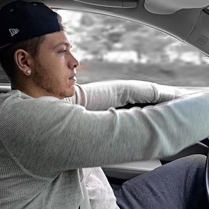 Meet your Posher, Beau