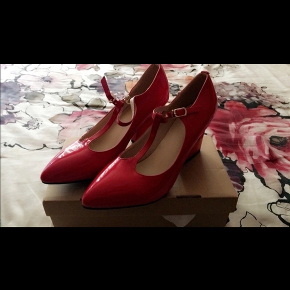 Red maryjane heels