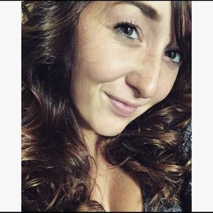 Meet your Posher, Cierra