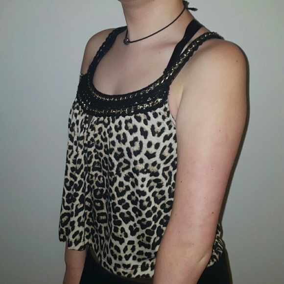 leopard print crop top size M never worn