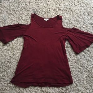 Cold shoulder top