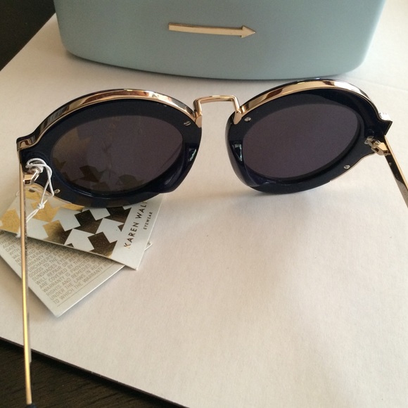Authentic Karen Walker Maze - Picture 3 of 3