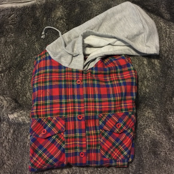 Flannel w hood size M