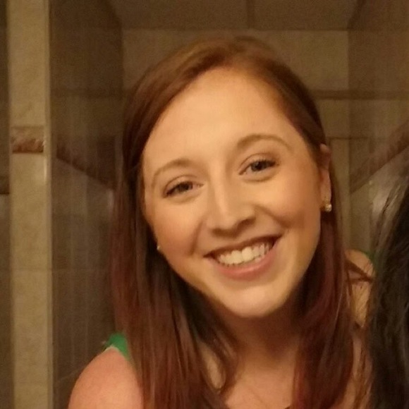 Meet your Posher, Karly - Picture 1 of 1