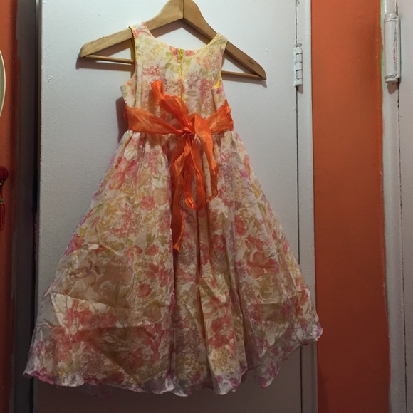 Girls orange flower dress - Picture 2 of 2